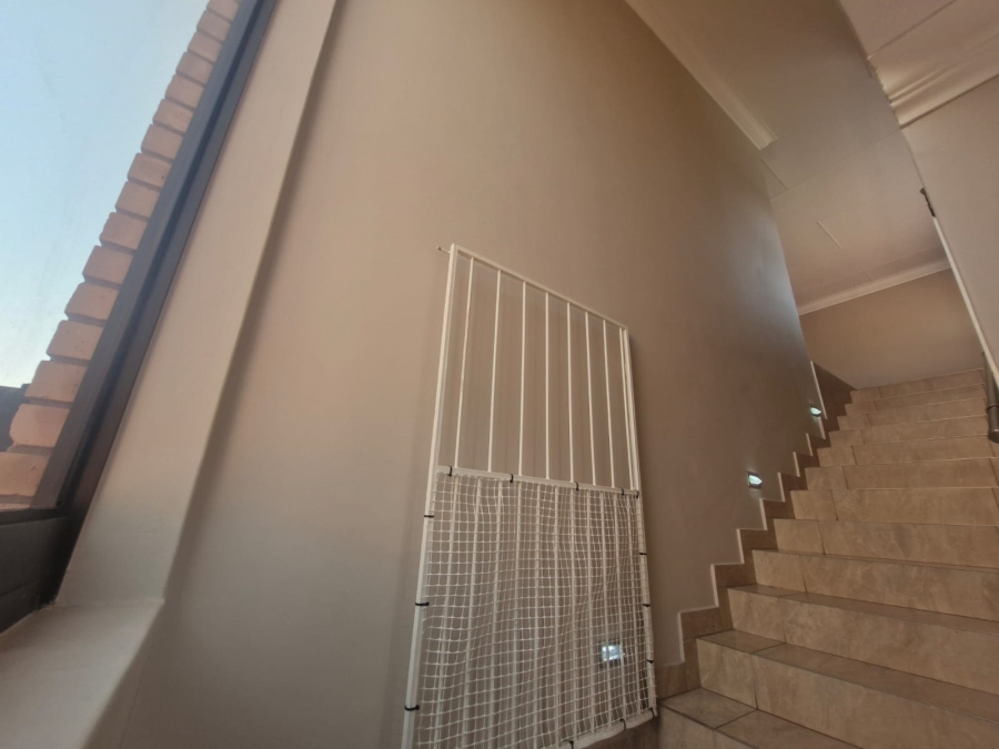 5 Bedroom Property for Sale in Kathu Northern Cape
